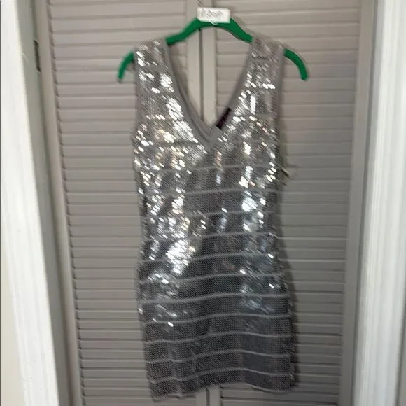 Hot Miami Styles Glittering Silver Backless Dress - Picture 5 of 7
